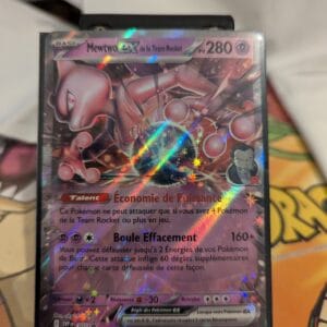 Mewtwo Ex de la Team Rocket 205