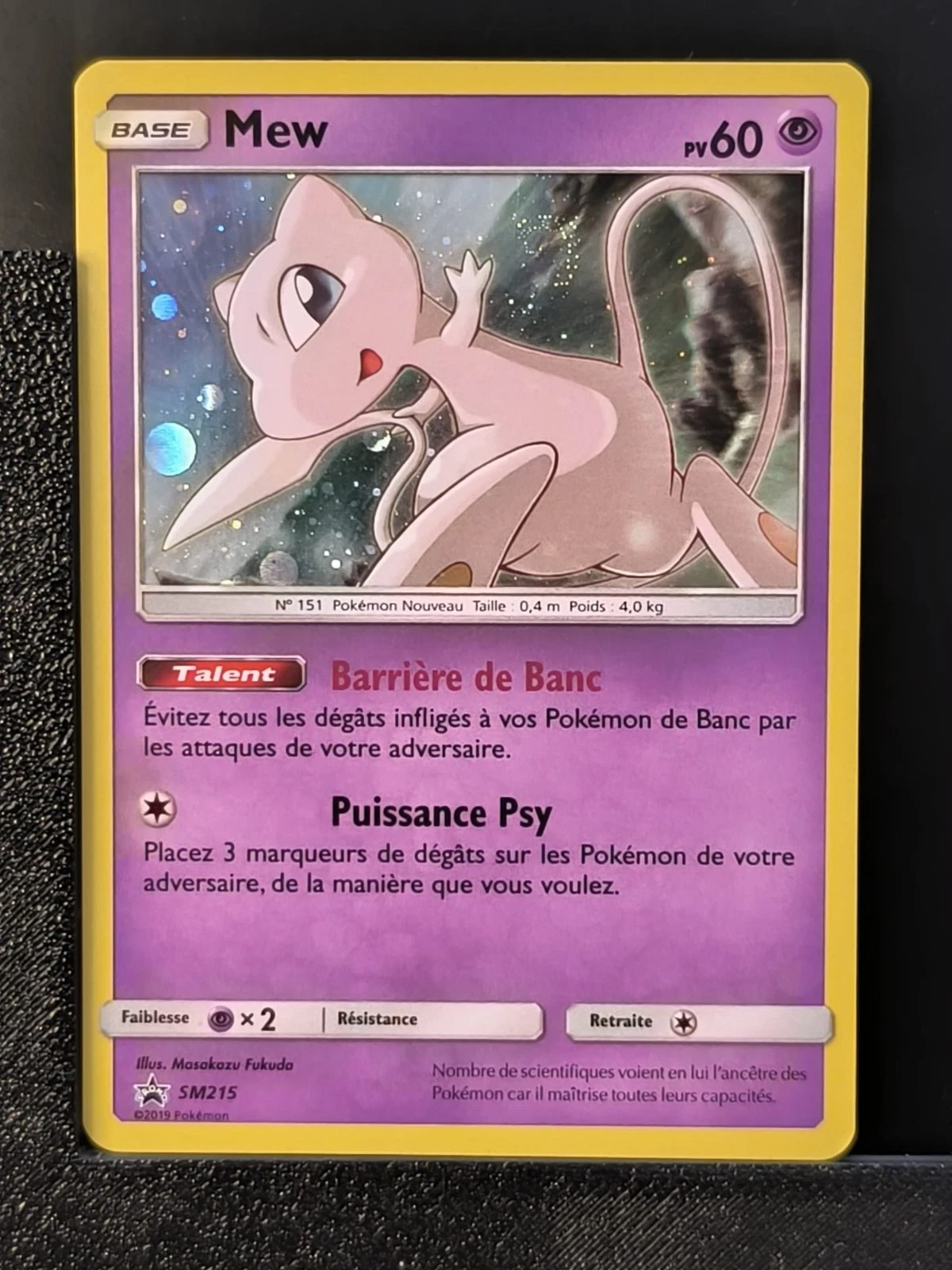Front of a French Base Mew Pokemon card: purple border, Mew illustration in space, HP 60, with Talent Barrière de Banc and Psy Power text.