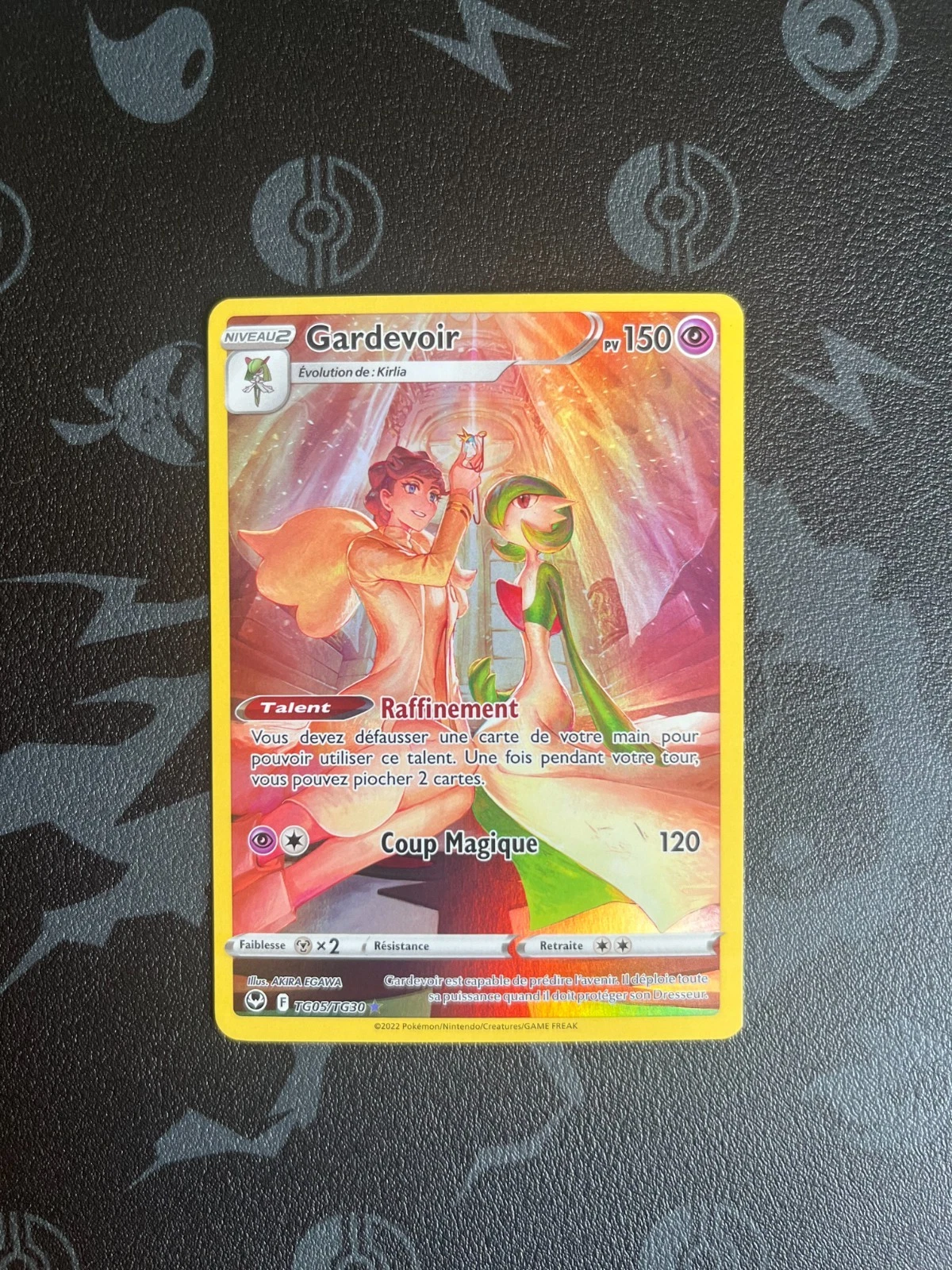 sl1600 6 JM Cards Gardevoir Pokémon card with 150 HP artwork of a trainer and Gardevoir in a glowing scene moves Raffinement and Coup Magique 120 French card
